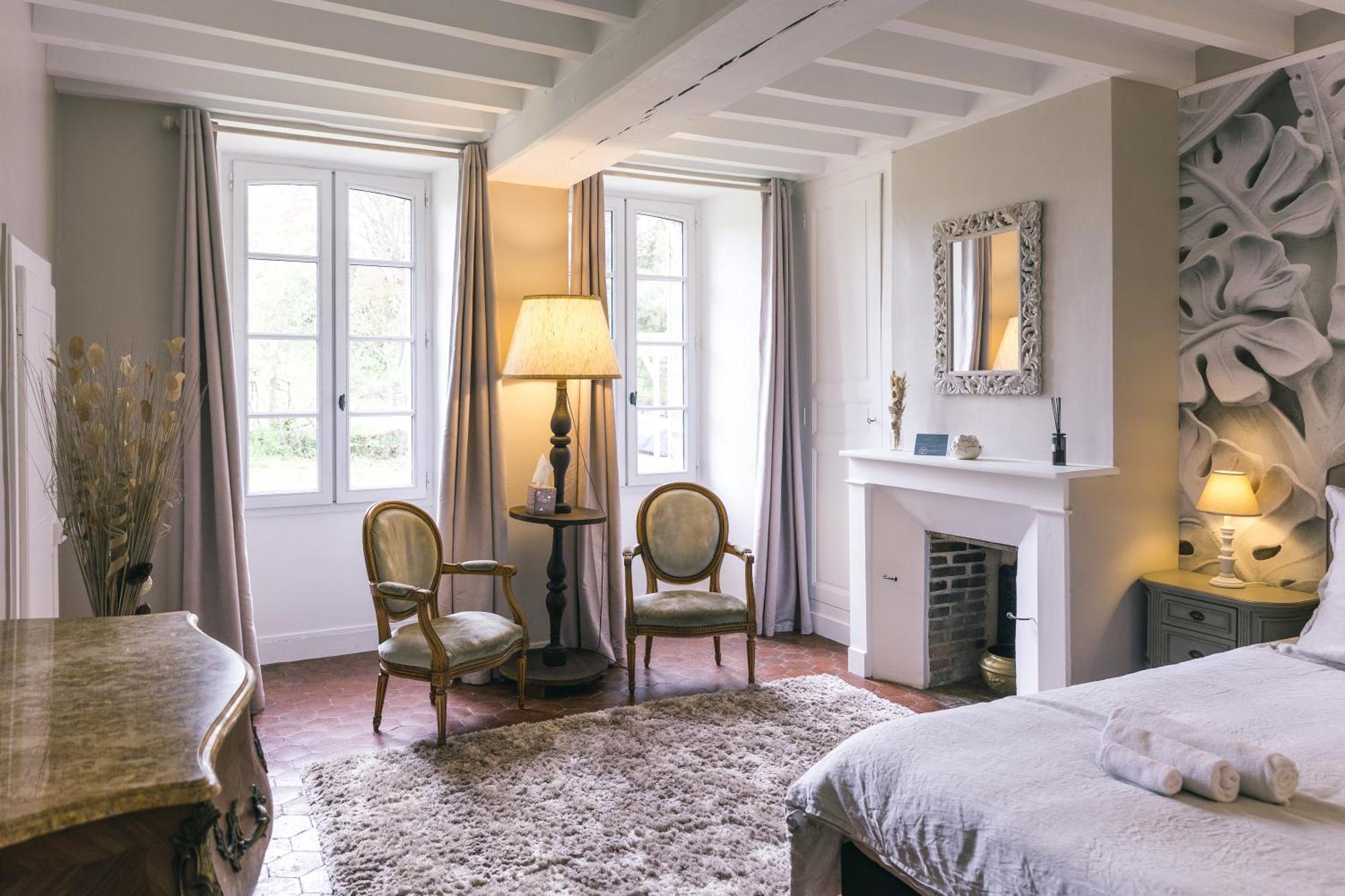 Maison D'Hotes Le Prieure Du Preux Sepeaux-Saint-Romain Екстериор снимка